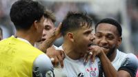 Corinthians: Romero atinge metas para renovação e definirá permanência