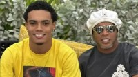 Influenciadora anuncia gravidez, e Ronaldinho Gaúcho será avô