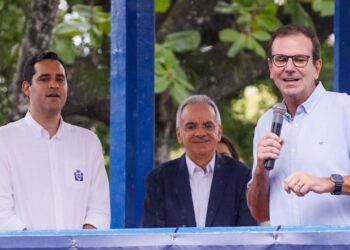 Quem é Eduardo Cavaliere, o sucessor de Paes na prefeitura do Rio